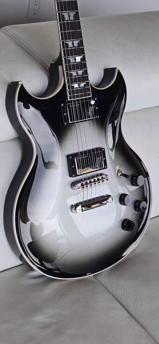 Woodbine Custom Shop Warlord
